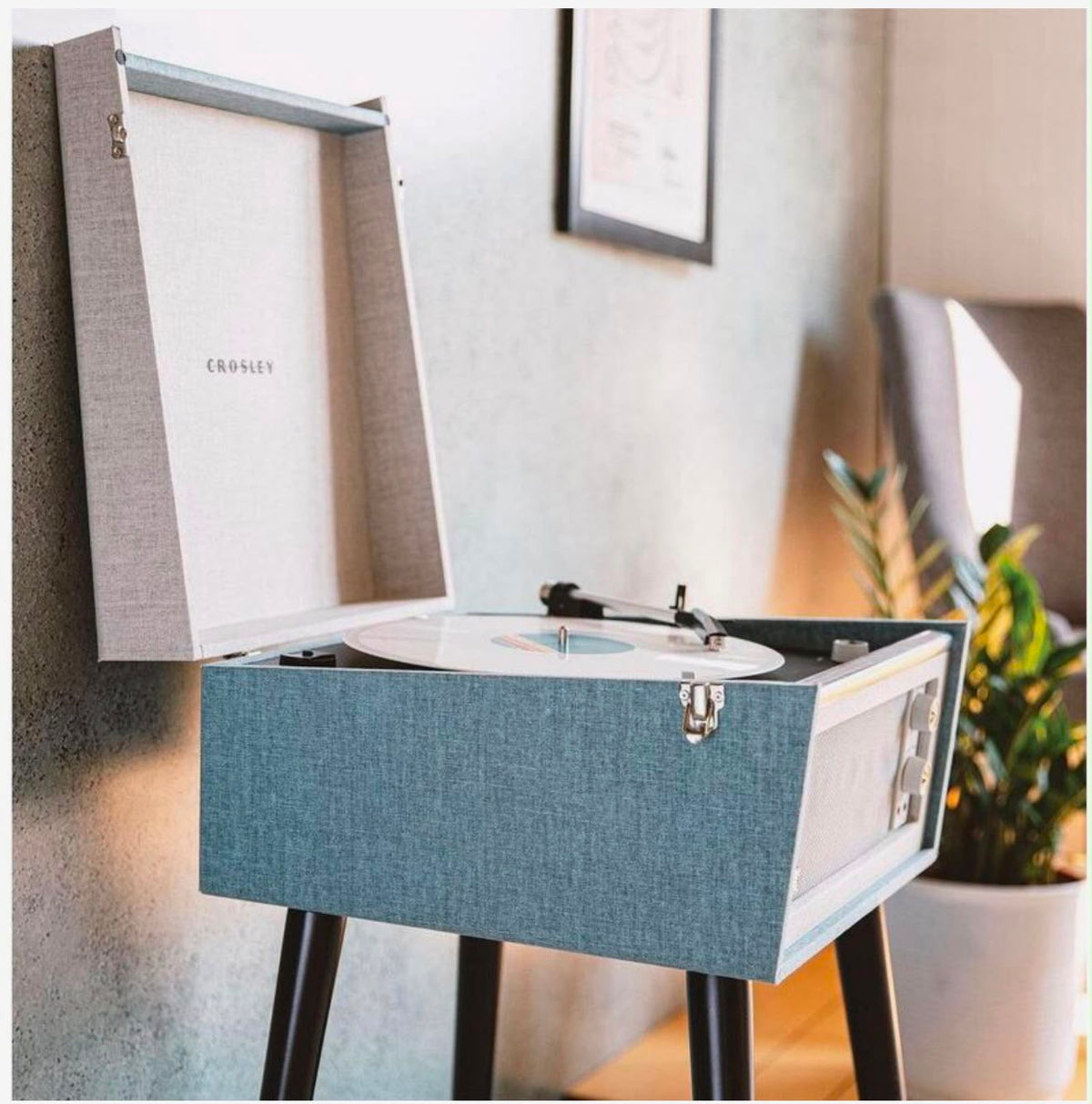 Crosley Bermuda Turntable With Bluetooth In/Out - Tourmaline (Display Piece)