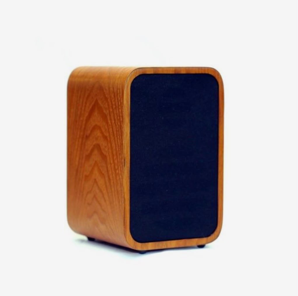 MJI MM2012 Turntable with Speakers - Natural Finish (Display Piece)